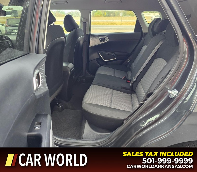 Kia Soul Vehicle Full-screen Gallery Image 10