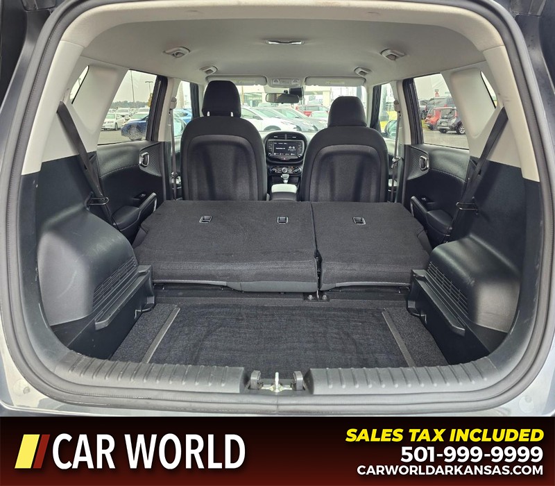 Kia Soul Vehicle Full-screen Gallery Image 14