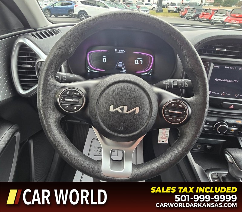 Kia Soul Vehicle Full-screen Gallery Image 15