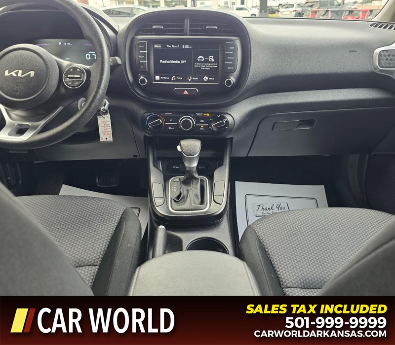 Kia Soul Vehicle Full-screen Gallery Image 18