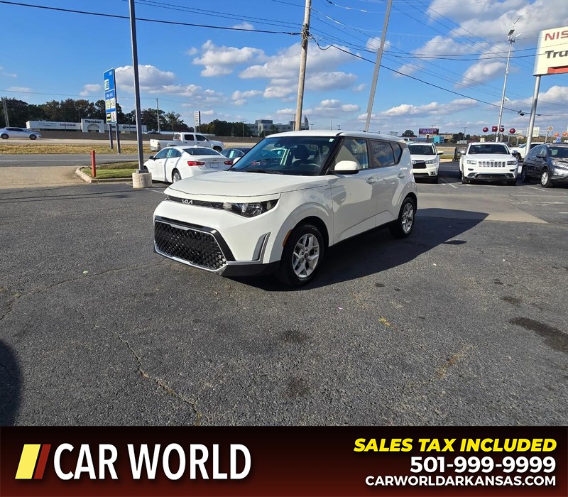 Kia Soul Vehicle Full-screen Gallery Image 3