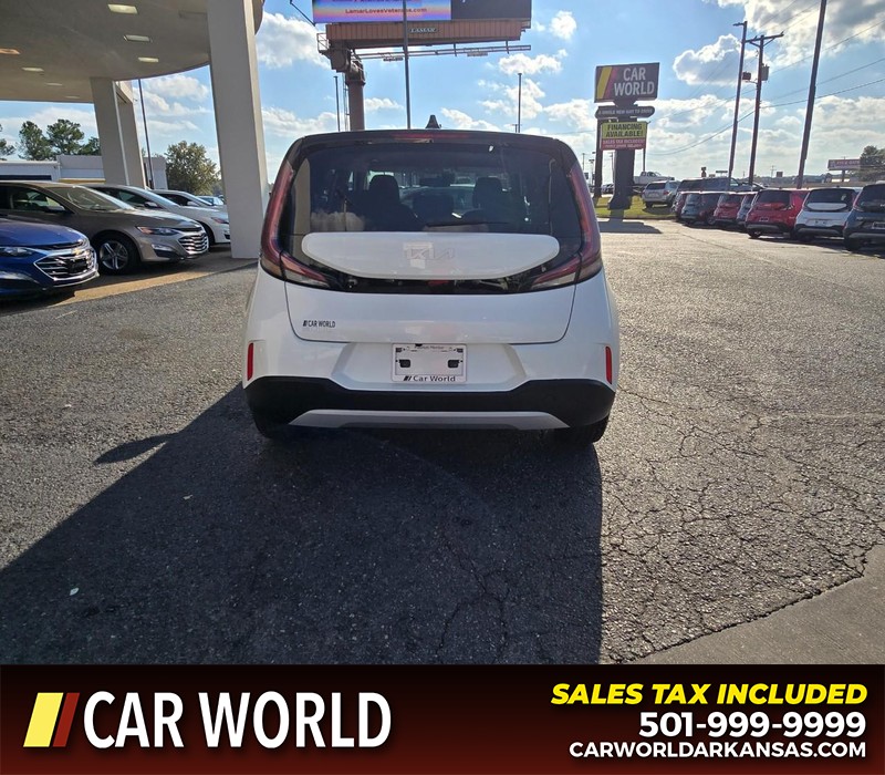 Kia Soul Vehicle Full-screen Gallery Image 5