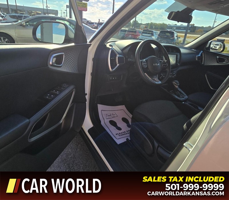 Kia Soul Vehicle Full-screen Gallery Image 7