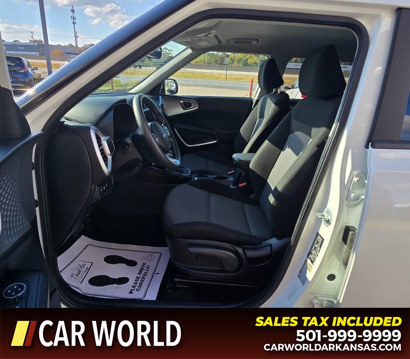 Kia Soul Vehicle Full-screen Gallery Image 8