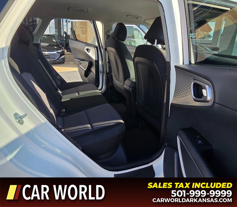 Kia Soul Vehicle Full-screen Gallery Image 12