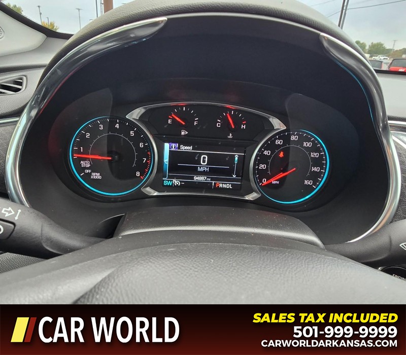 Chevrolet Malibu Vehicle Full-screen Gallery Image 17