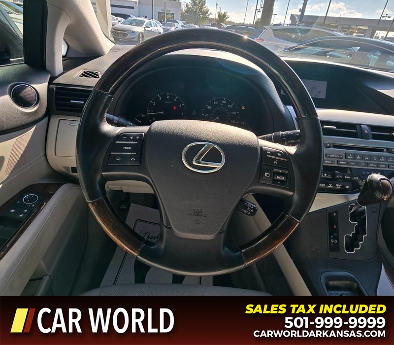 Lexus RX 350 Vehicle Full-screen Gallery Image 15