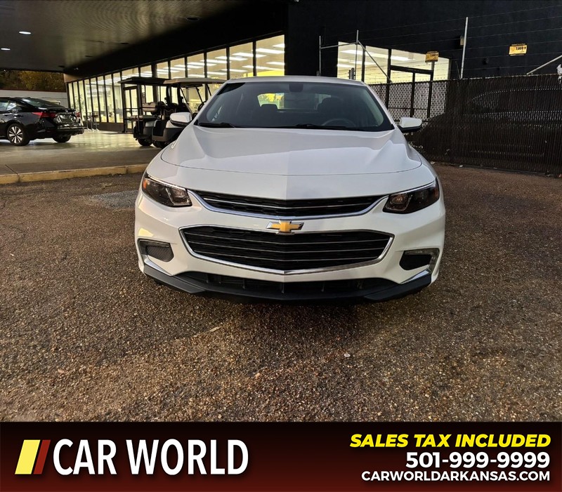 Chevrolet Malibu Vehicle Full-screen Gallery Image 10