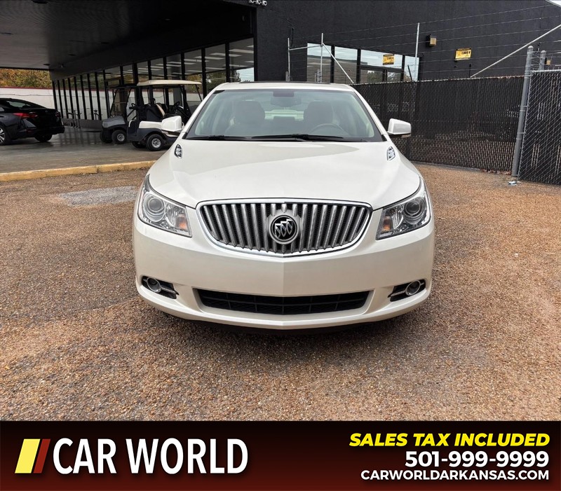 Buick LaCrosse Vehicle Full-screen Gallery Image 10