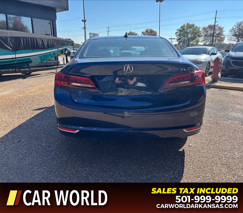 Acura TLX Vehicle Full-screen Gallery Image 4