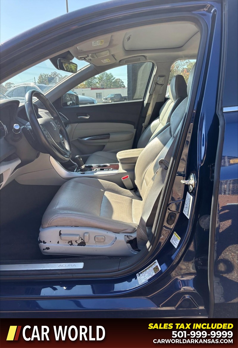 Acura TLX Vehicle Full-screen Gallery Image 14