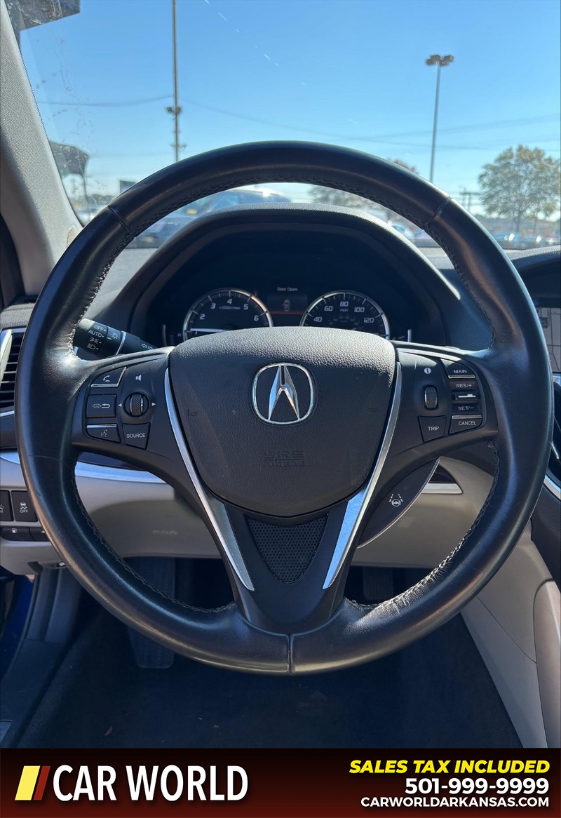 Acura TLX Vehicle Full-screen Gallery Image 20