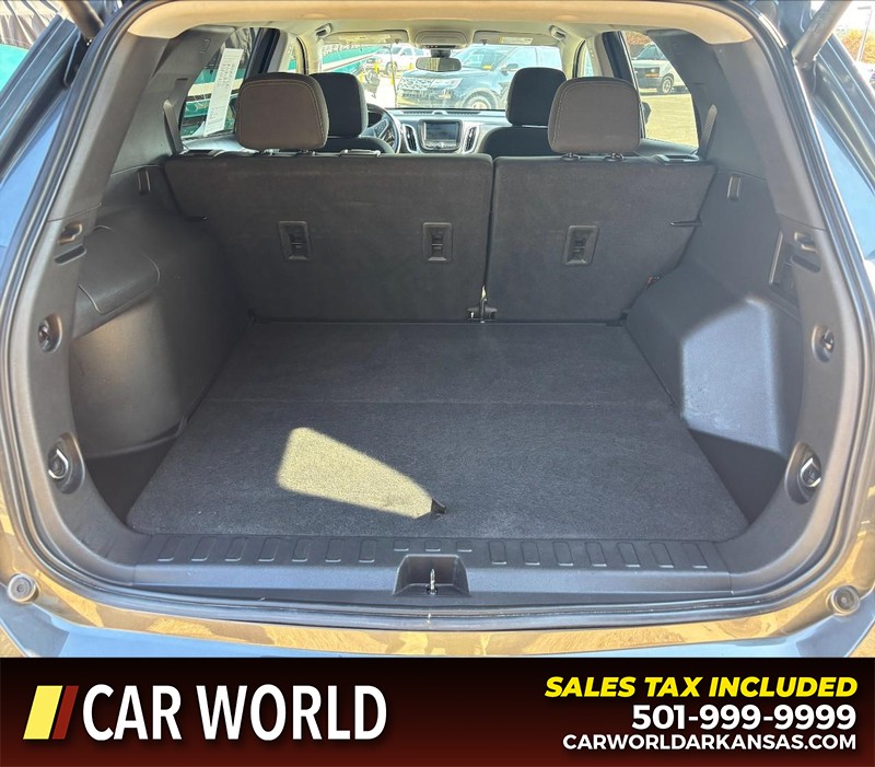 Chevrolet Equinox Vehicle Full-screen Gallery Image 6