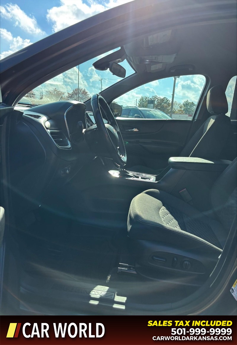 Chevrolet Equinox Vehicle Full-screen Gallery Image 13