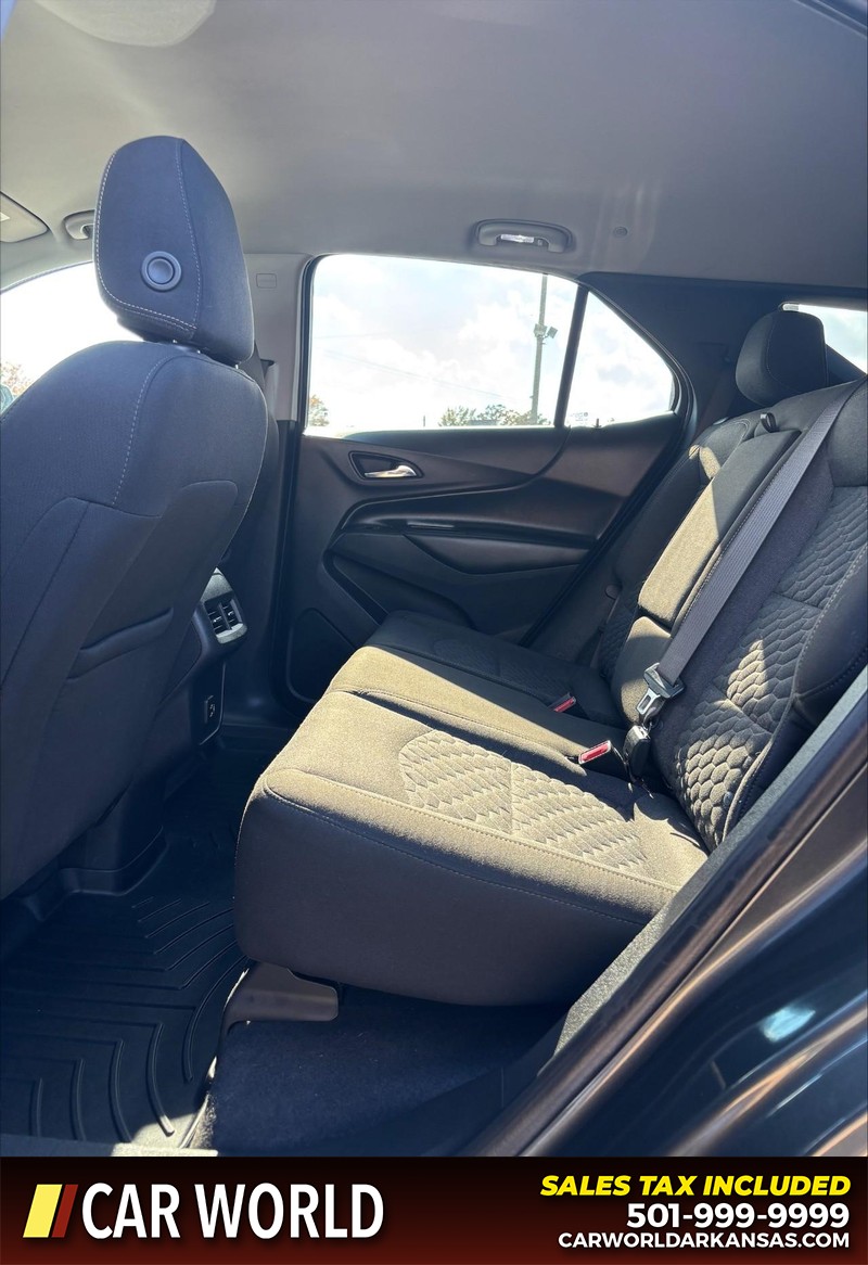 Chevrolet Equinox Vehicle Full-screen Gallery Image 15