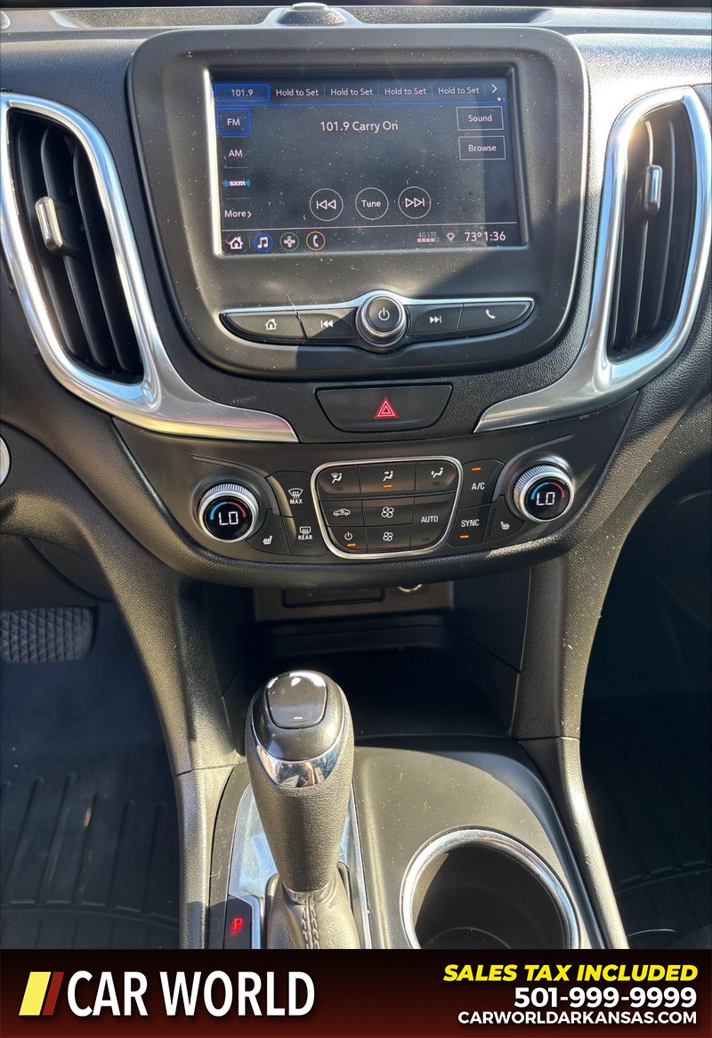 Chevrolet Equinox Vehicle Full-screen Gallery Image 17