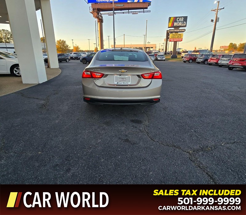 Chevrolet Malibu Vehicle Full-screen Gallery Image 5