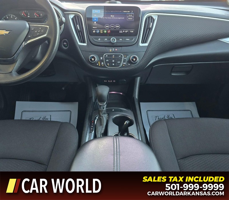 Chevrolet Malibu Vehicle Full-screen Gallery Image 18