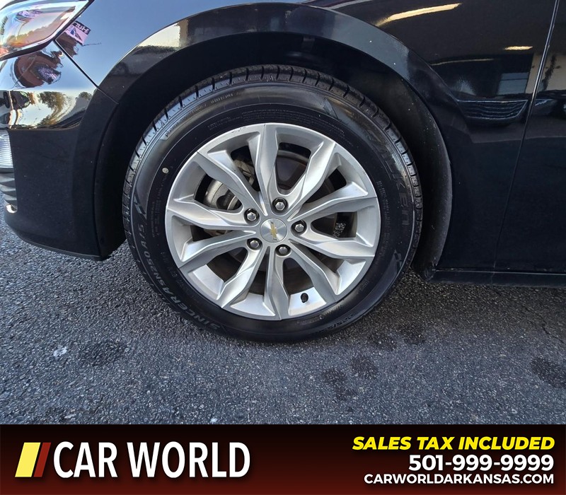 Chevrolet Malibu Vehicle Full-screen Gallery Image 6