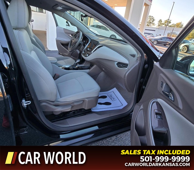 Chevrolet Malibu Vehicle Full-screen Gallery Image 11