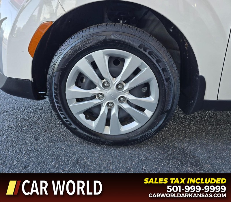 Kia Soul Vehicle Full-screen Gallery Image 6