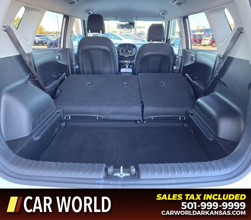 Kia Soul Vehicle Full-screen Gallery Image 14