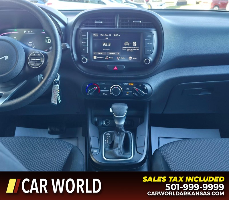 Kia Soul Vehicle Full-screen Gallery Image 18