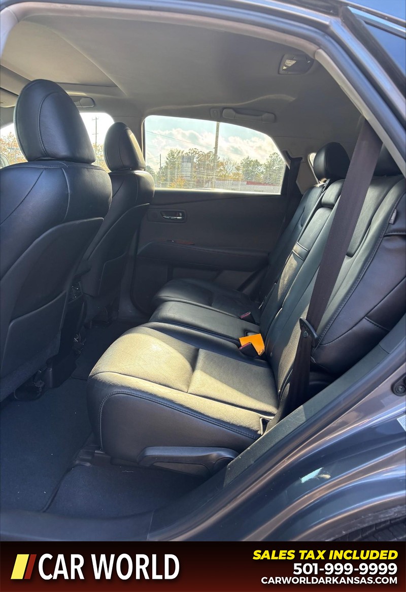 Lexus RX 350 Vehicle Full-screen Gallery Image 15