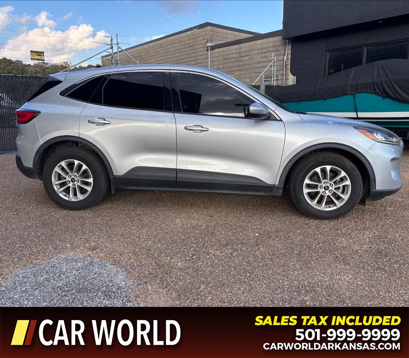 Ford Escape Vehicle Full-screen Gallery Image 2