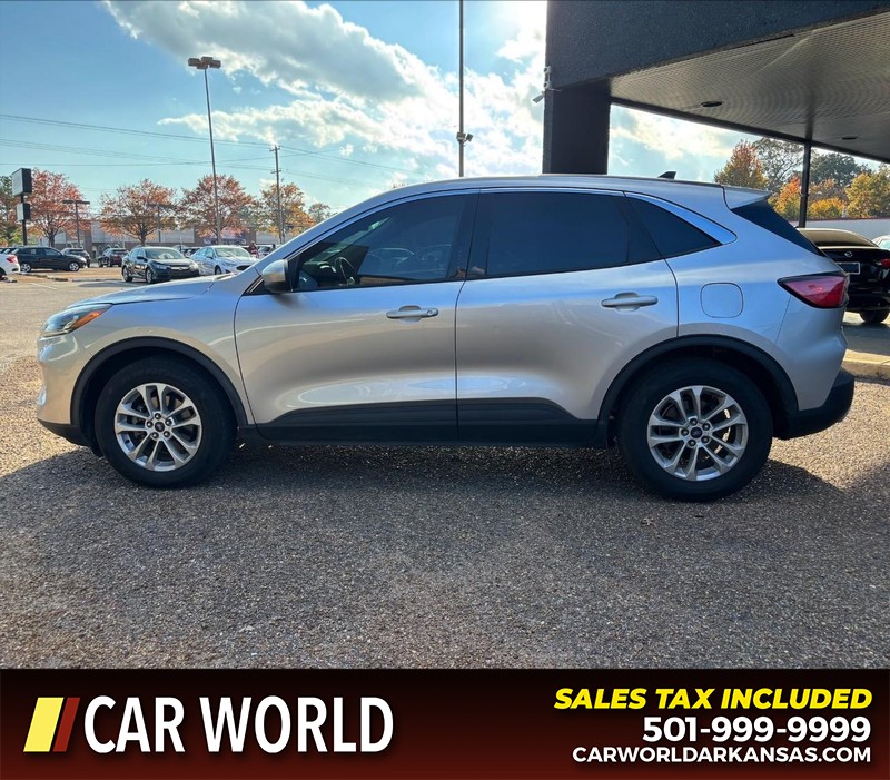 Ford Escape Vehicle Full-screen Gallery Image 8