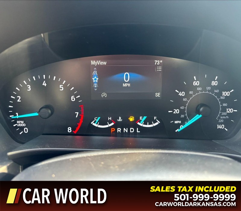 Ford Escape Vehicle Full-screen Gallery Image 20