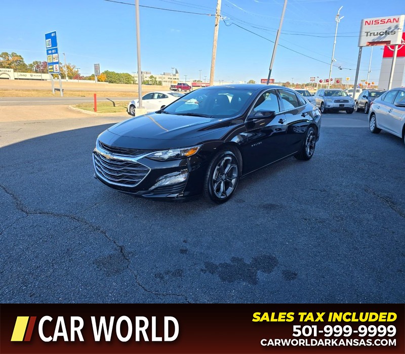 Chevrolet Malibu Vehicle Full-screen Gallery Image 3