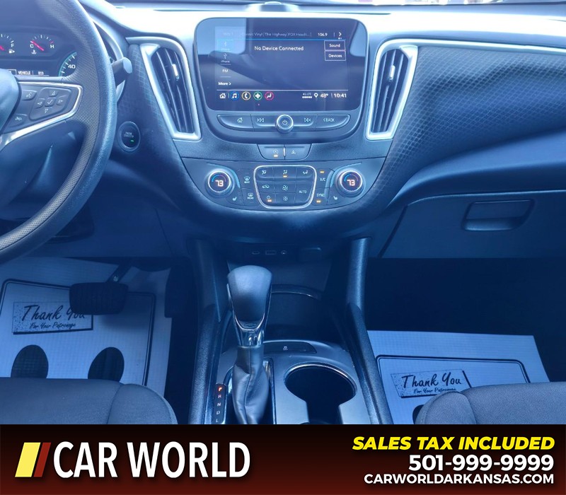 Chevrolet Malibu Vehicle Full-screen Gallery Image 18