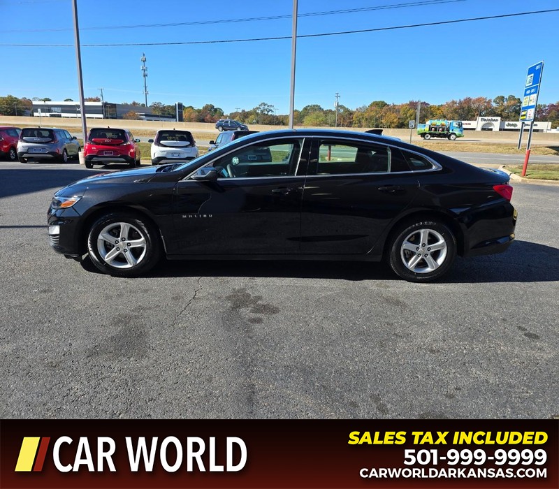 Chevrolet Malibu Vehicle Full-screen Gallery Image 4