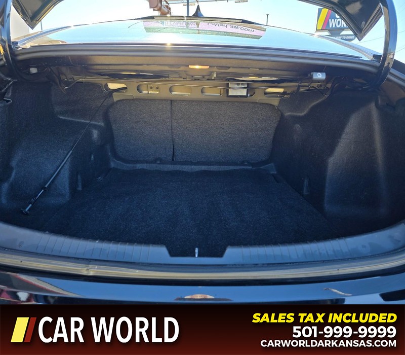 Chevrolet Malibu Vehicle Full-screen Gallery Image 13