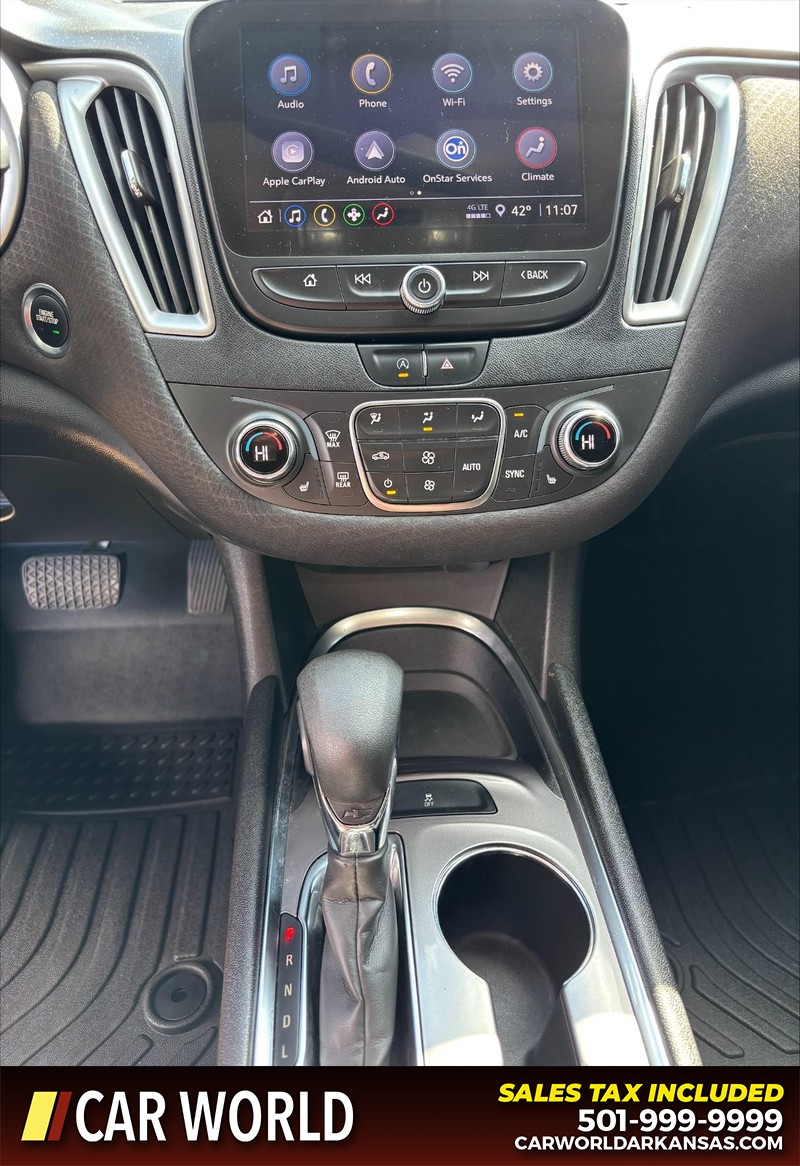 Chevrolet Malibu Vehicle Full-screen Gallery Image 17