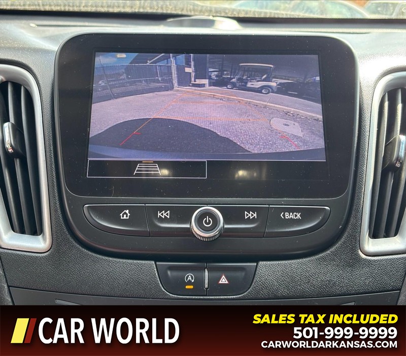 Chevrolet Malibu Vehicle Full-screen Gallery Image 18