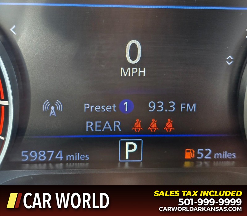 Nissan Altima Vehicle Full-screen Gallery Image 16