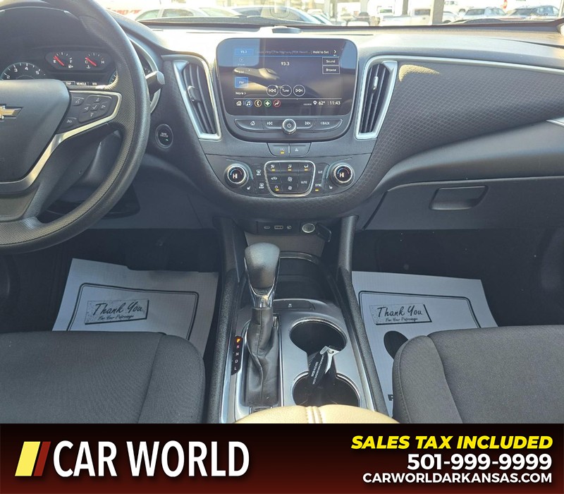 Chevrolet Malibu Vehicle Full-screen Gallery Image 18