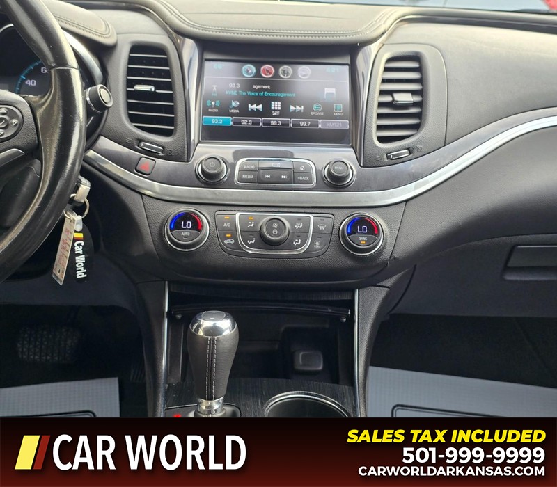 Chevrolet Impala Vehicle Full-screen Gallery Image 18