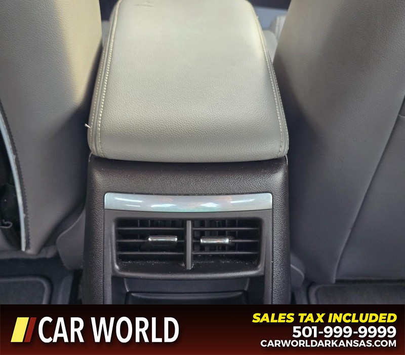 Chevrolet Impala Vehicle Full-screen Gallery Image 19