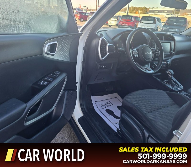 Kia Soul Vehicle Full-screen Gallery Image 7