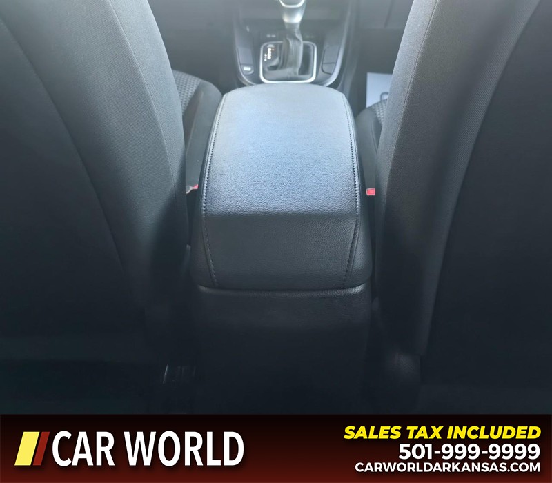 Kia Soul Vehicle Full-screen Gallery Image 19