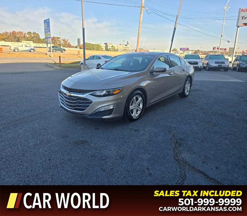 Chevrolet Malibu Vehicle Full-screen Gallery Image 3