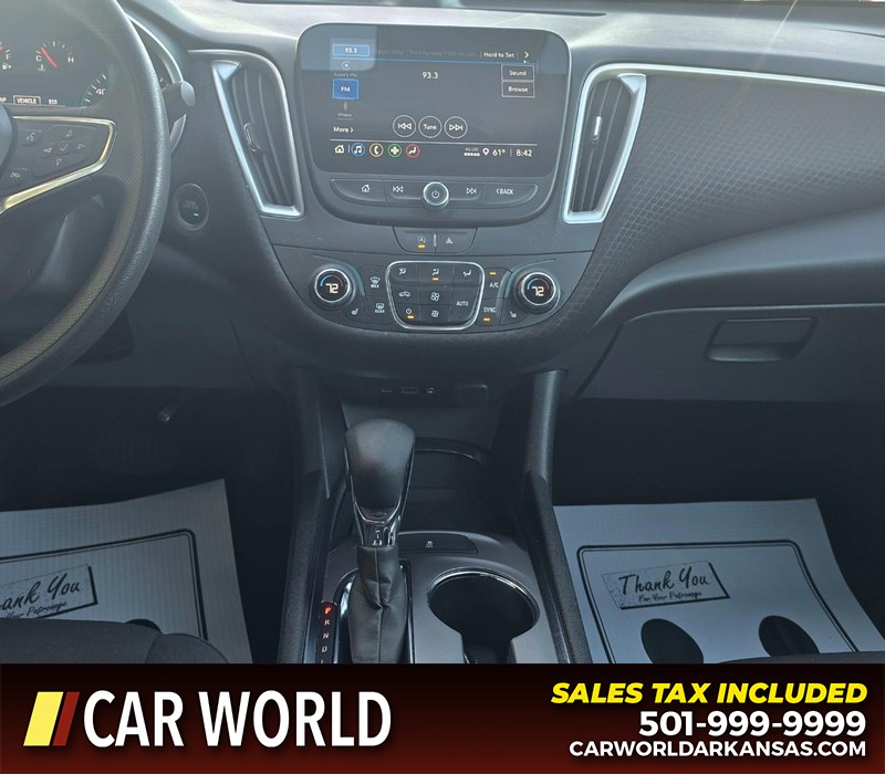 Chevrolet Malibu Vehicle Full-screen Gallery Image 18