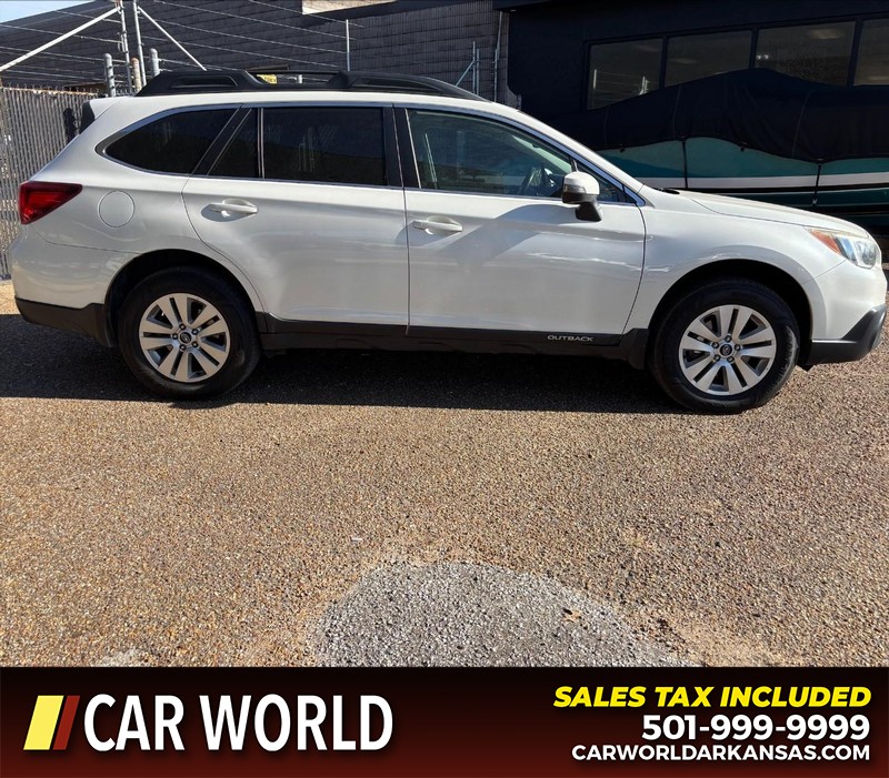 Subaru Outback Vehicle Full-screen Gallery Image 2