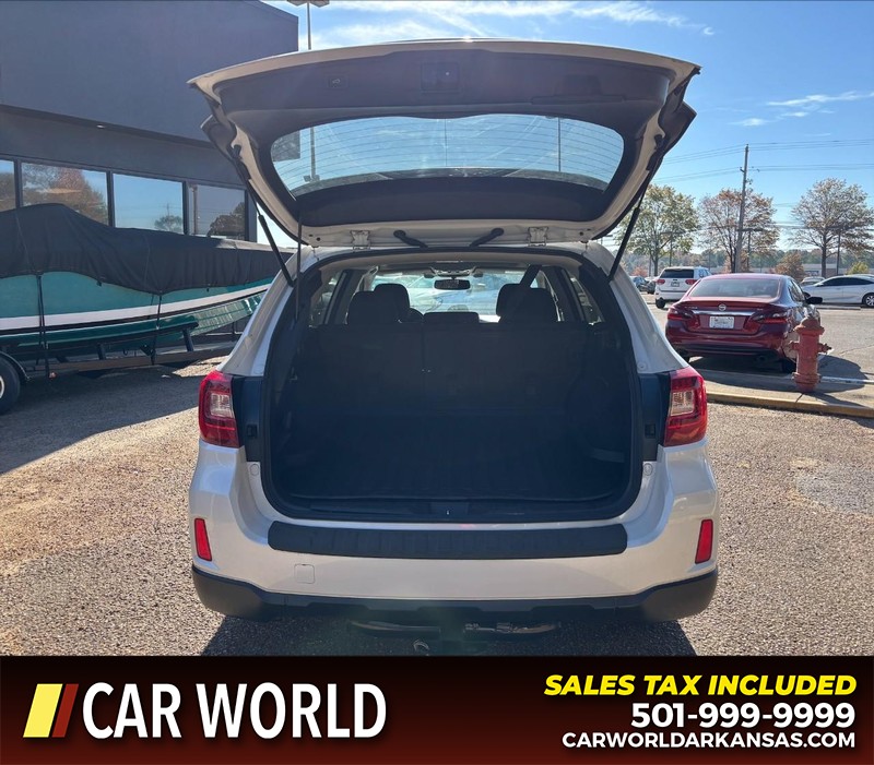 Subaru Outback Vehicle Full-screen Gallery Image 5