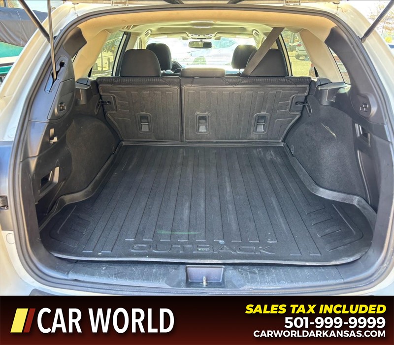 Subaru Outback Vehicle Full-screen Gallery Image 6