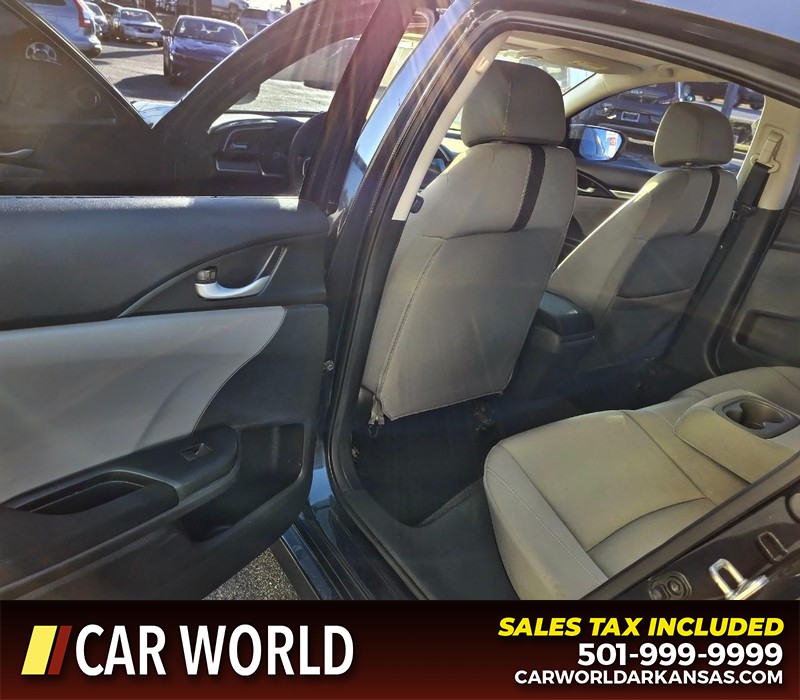 Honda Civic Sedan Vehicle Full-screen Gallery Image 9