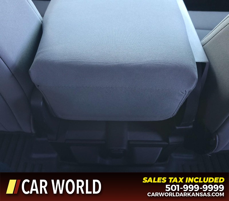 Ford F-150 Vehicle Full-screen Gallery Image 18